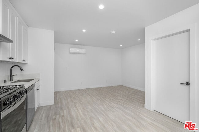 Foto del edificio - 2448 Boulder St