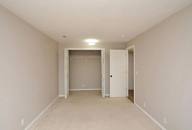 Foto del edificio - 14505 Wirt St