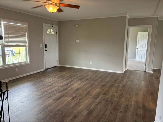 Foto del edificio - 1349 Neill Sinclair Rd