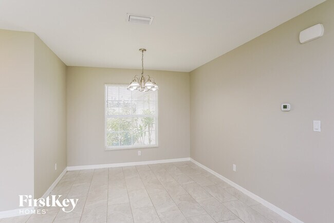 Building Photo - 2013 Embers Pkwy W