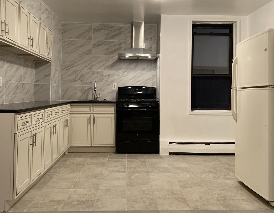 9904 57th Ave Unit 1G, Corona, NY 11368 Condo for Rent in Corona, NY