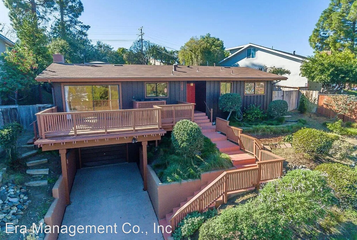 Foto principal - 4 br, 2 bath House - 265 Albert Dr