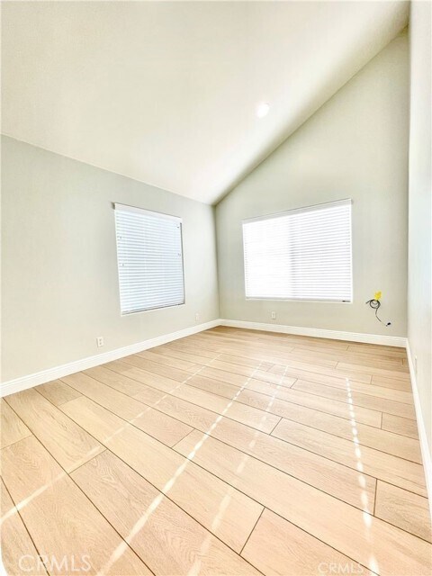 Foto del edificio - 4711 W 163rd St