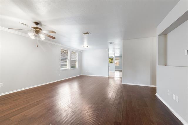 Building Photo - 13100 Barbarosa Dr