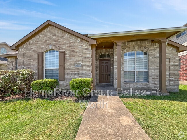 Building Photo - 3318 Lochwood Dr