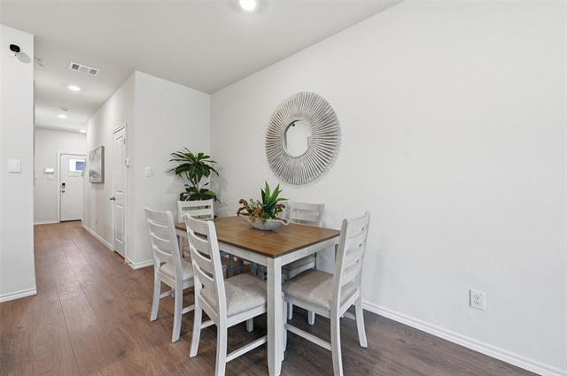 Foto del edificio - 6016 Primrose Rd