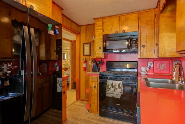 Building Photo - 1522 Richville Rd