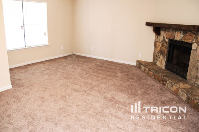 Building Photo - 345 Windsor Walk Conyers GA