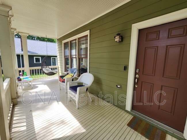 Photo - 1006 Rice St NW House