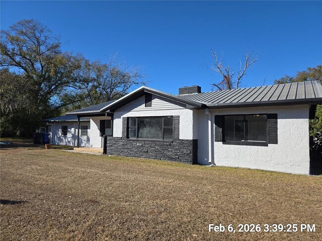 Foto del edificio - 604 E College Ave