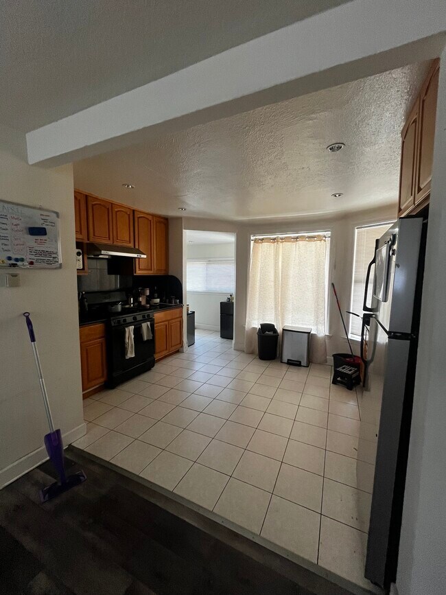 Foto del edificio - 362 N 7th St