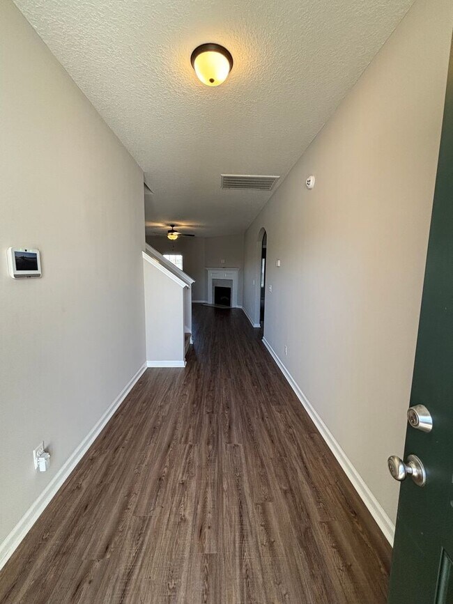 Building Photo - 134 Sunflower Cir NE