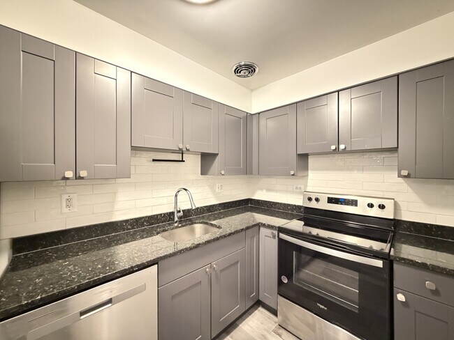 Foto del edificio - 3825 N Pine Grove Ave