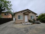 Vista frontal - 122 S Craig Ave