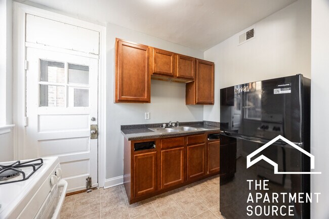 Foto del edificio - 2007 W Jarvis Ave