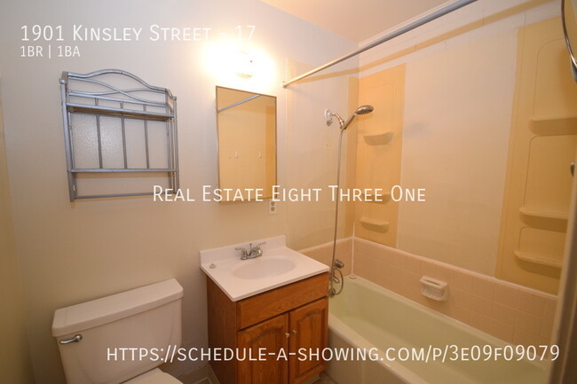 Foto del edificio - Live Oak 1 Bed / 1 Bath End Unit Apartment