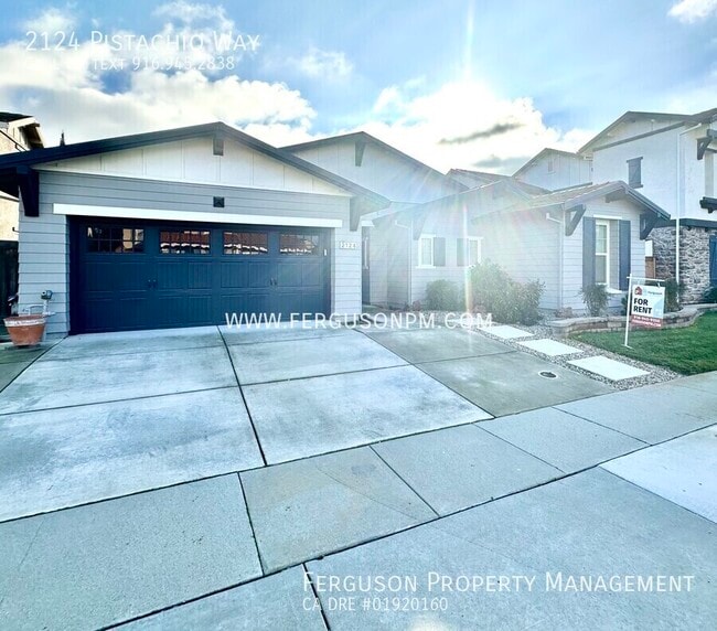 Building Photo - 2124 Pistachio Way