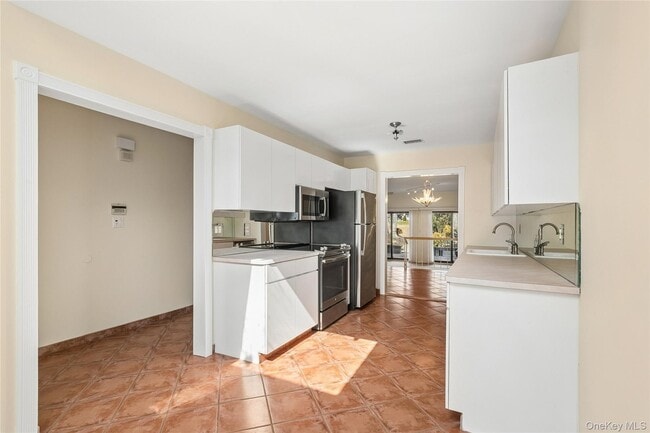Building Photo - 87 Northgate Cir