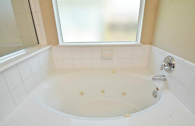 Foto del edificio - 19723 Brisbane Meadows Ct