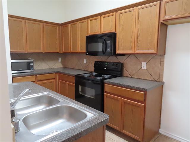 Foto del edificio - 1220 Redman Ave