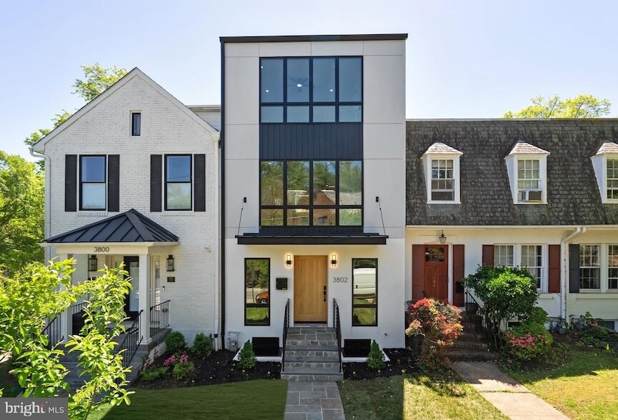 Primary Photo - 3802 T St NW