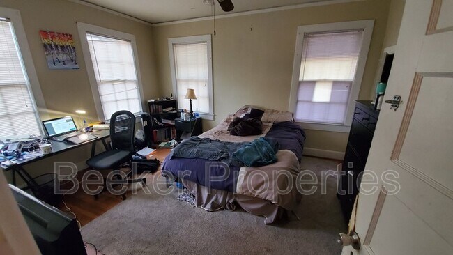Foto del edificio - 1701 3rd St