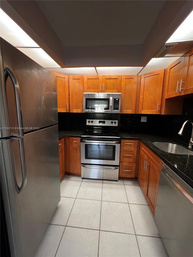Foto del edificio - 8850 SW 123rd Ct