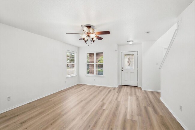 Foto del edificio - Freshly Painted 3 bedroom home!