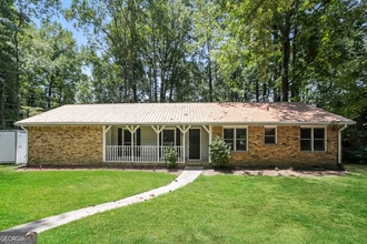 Building Photo - 2673 Green Valley Ct