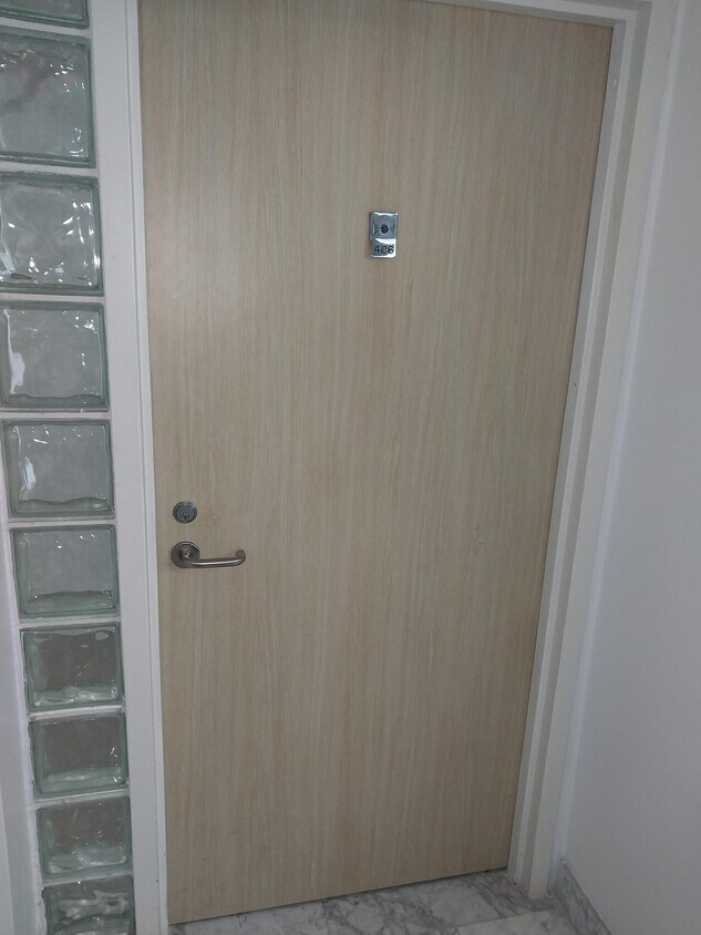 Foto principal - 9341 Collins Ave