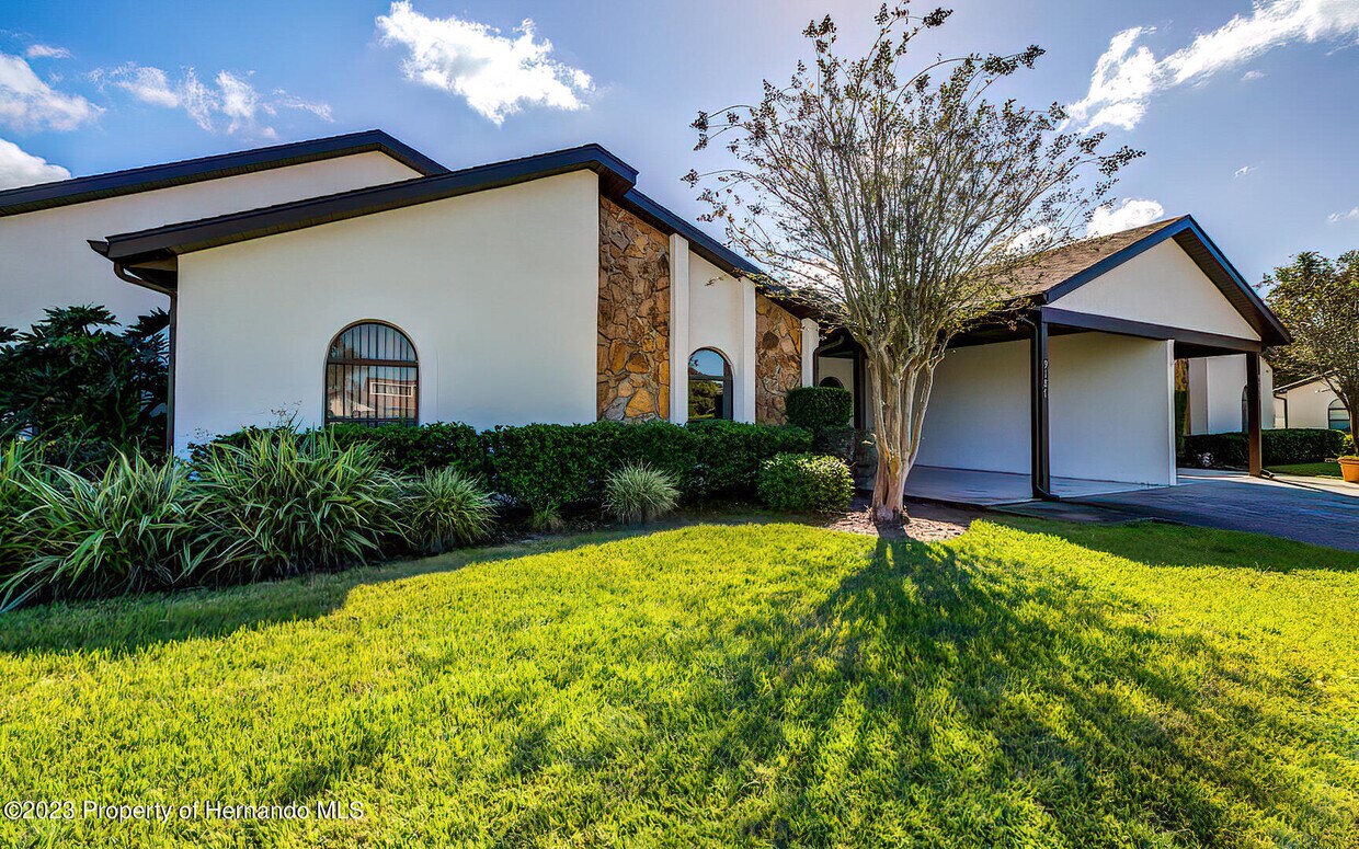 Foto principal - 9187 Lingrove Rd