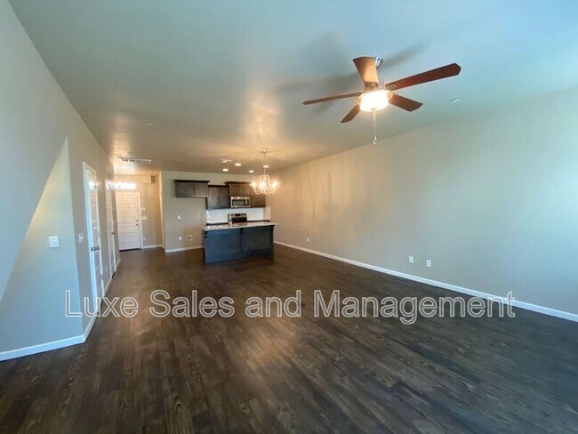 Foto del edificio - 749 SW 14th St