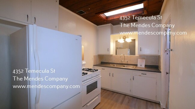 Foto del edificio - 4352 Temecula St