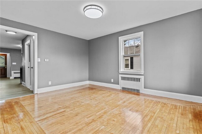 Foto del edificio - 45 Dryden Blvd