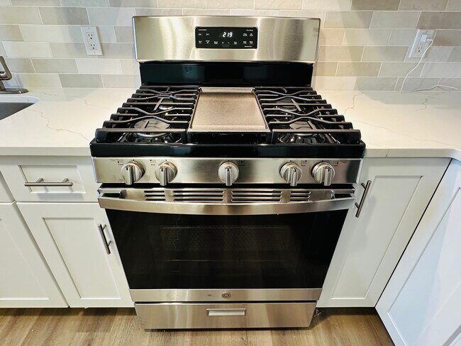 Foto del edificio - 25 Harrison Ave