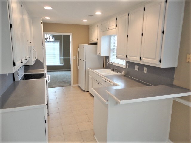 Foto del edificio - 690 Johns Landing Way