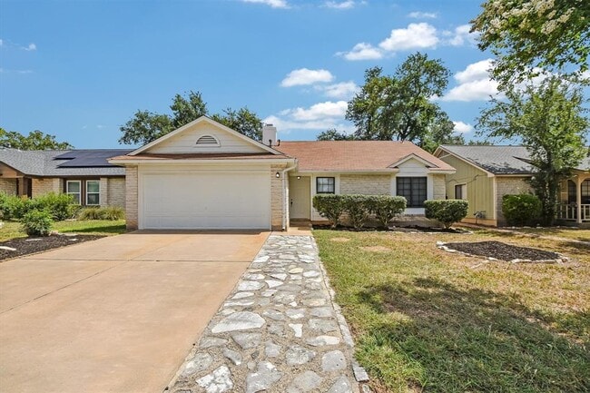 Building Photo - 1305 Elm Forest Dr