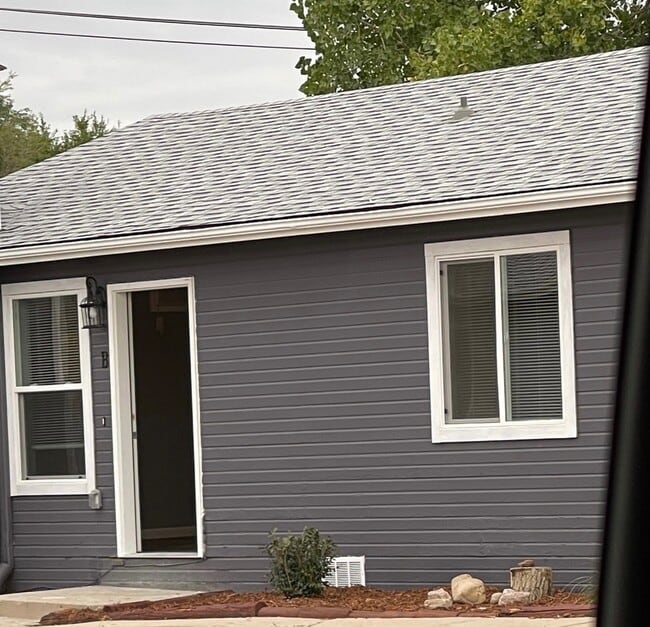 Building Photo - 4450 Loomis Ave