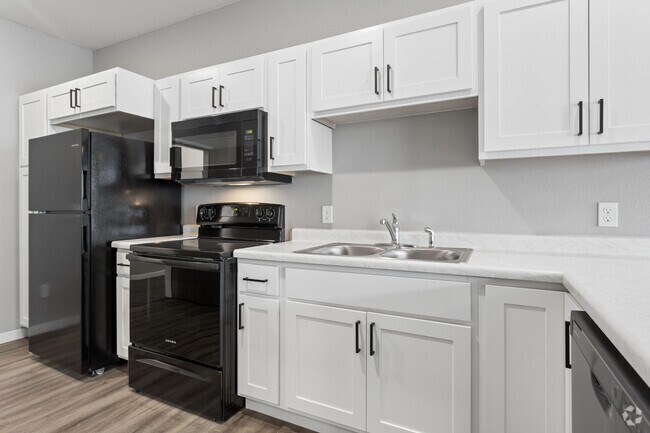 Estudio - 458 pies cuadrados - Cocina/Comedor - Creekside Heights Apartments, LLC