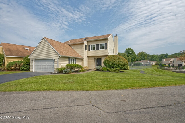 Building Photo - 30 Loudonwood E