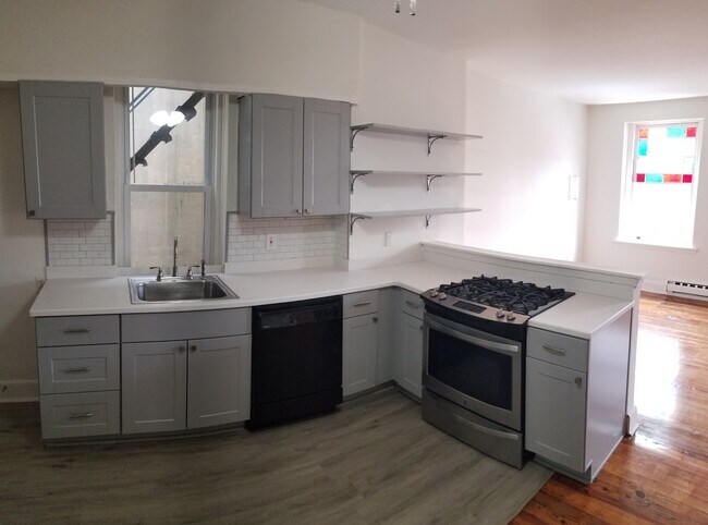 Foto del edificio - 906 N Madison St