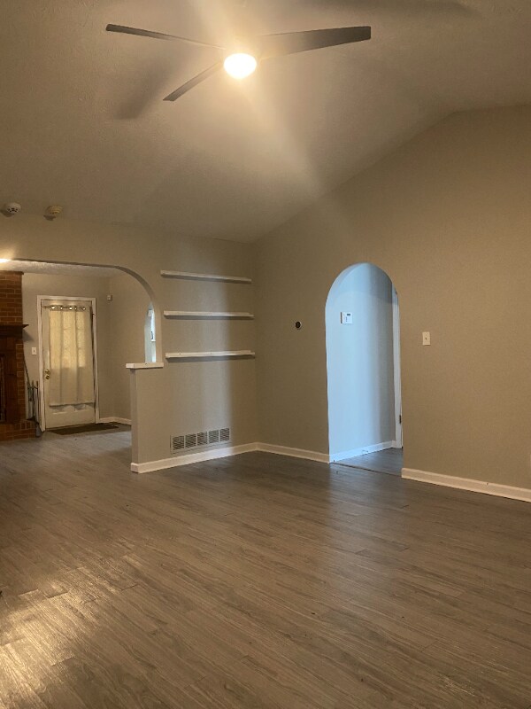 Building Photo - 374 Whaleys Lake Dr