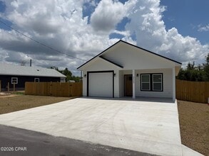 Building Photo - 2512 N Bonita Ave