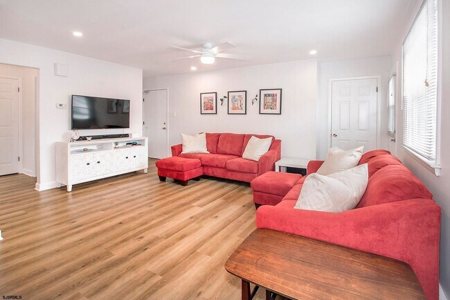Foto del edificio - 9506 Ventnor Ave