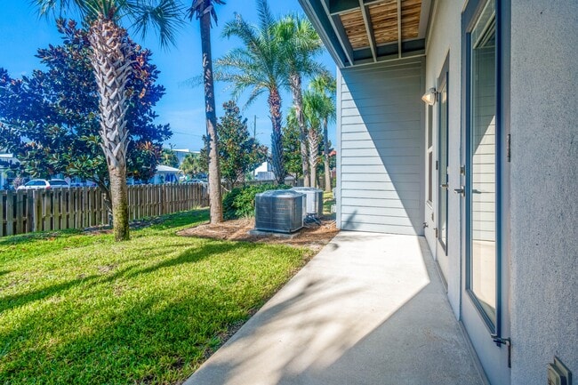 Building Photo - 340 Bluefish Dr