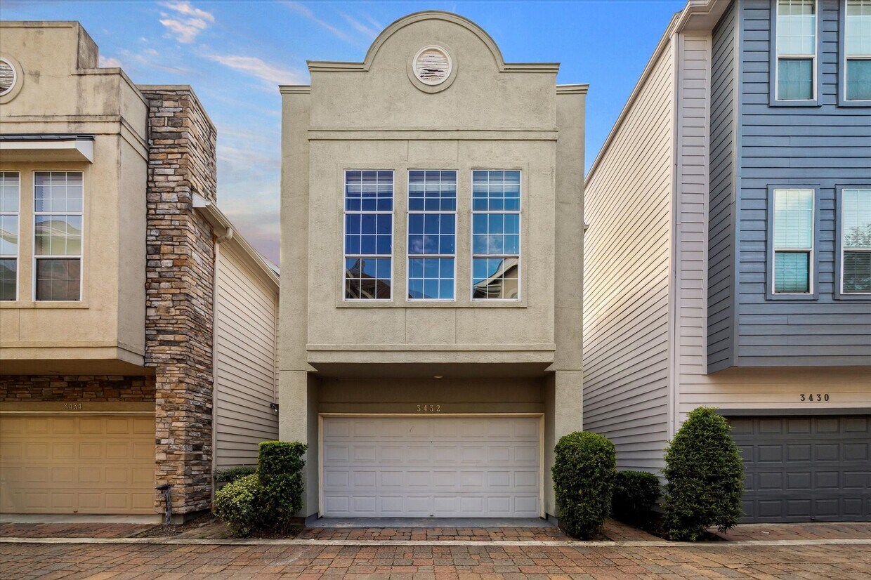 Foto principal - 3432 Cline St