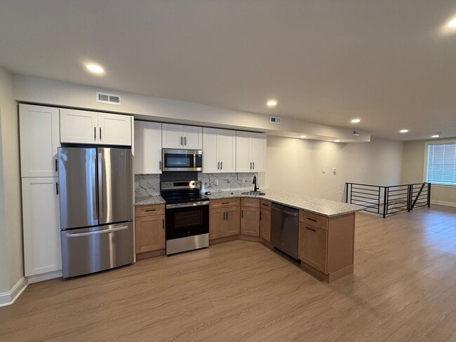 Photo - 1402 S 54th St Apartment