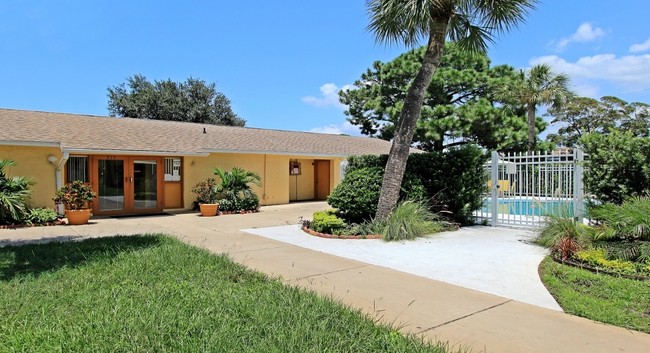Foto del edificio - Tarponwood Lake Apartments