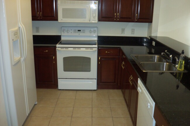 Building Photo - 542 NW 39th Rd