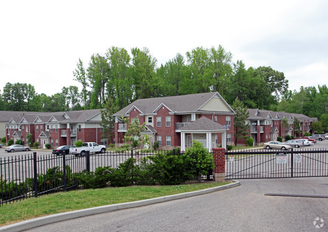 Primary Photo - Weaver Fields Apartments